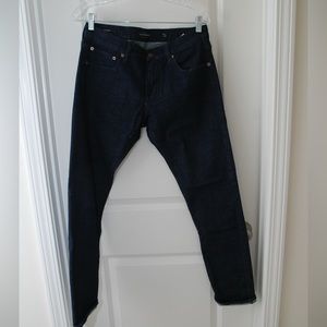Men’s Lucky Brand jeans. Dark wash. Size 30/30.